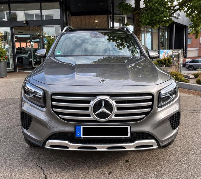 Mercedes-Benz GLB - 200d /Progressive Line Advanced/Panorama/TW