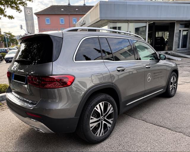 Mercedes-Benz GLB 200d /Progressive Line Advanced/Panorama/TW 