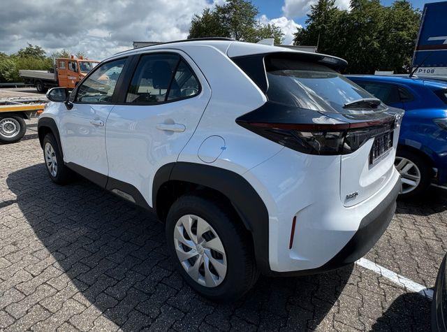 Toyota Yaris Cross /1,5 Hybrid/Teamplayer/NAVI/Totwinkel 