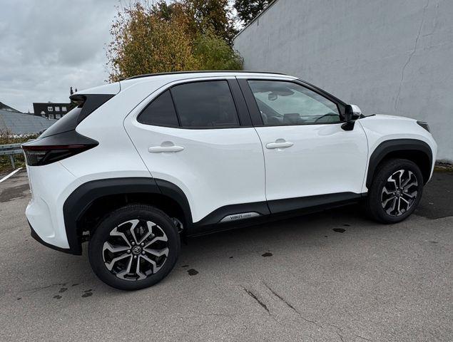 Toyota Yaris Cross /1,5 Hybrid/Teamplayer/NAVI/Totwinkel 