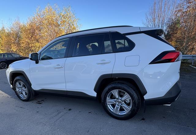 Beispielbilder, ggf. teilweise mit Sonderausstattung