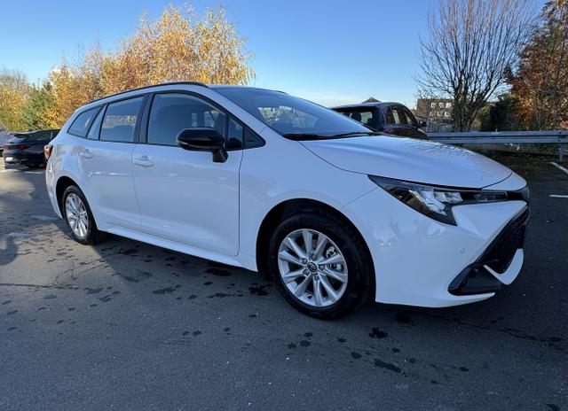 Toyota Corolla Touring Sports 1.8 Hybrid Business Edition 