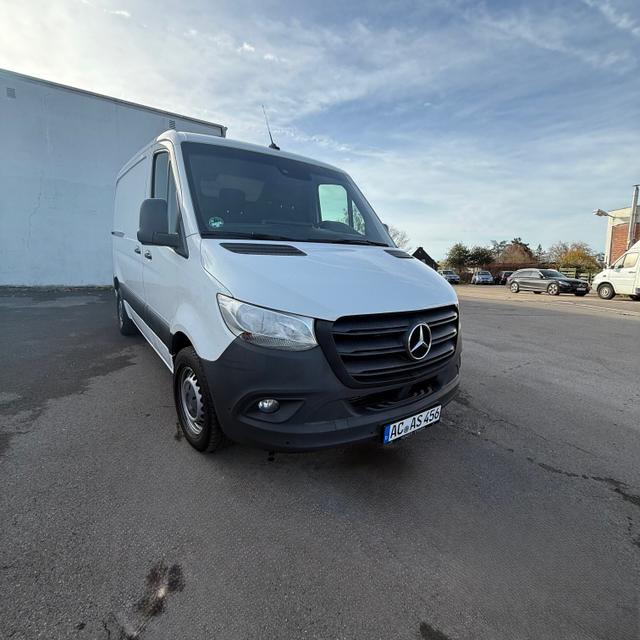 Beispielbilder, ggf. teilweise mit Sonderausstattung