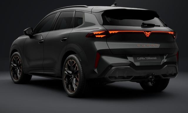 Cupra Terramar 2.0 TSI VZ 4AHK ANKLAPPBAR Drive Intelligent XL Paket PANORAMADACH Navi ALUFELGEN 20 ZOLL HADRON COPPER Matrix-LED-Scheinwerfer Sennheiser Soundsystem Garantieverl&auml;ngerung auf 5 Jahre oder 100.000km 