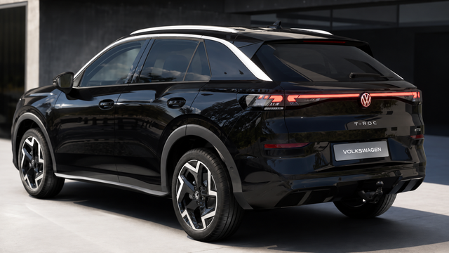 Volkswagen T-Roc 1.5 eTSI R-Line AHK Easy Open App-Connect SHZ Alufelgen 18 Zoll Coventry 