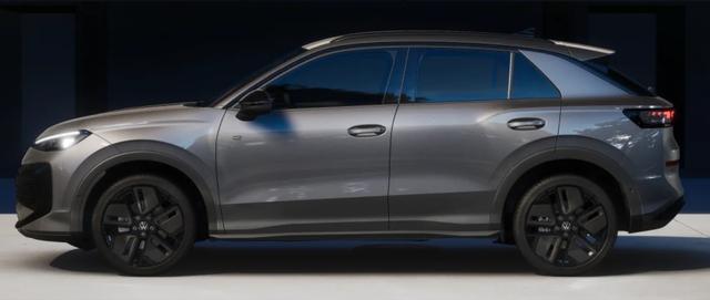 Volkswagen T-Roc R-Line 1.5 eTSI DSG Matrix-LED-Scheinwerfer Anh&auml;ngevorrichtung schwenkbar Black-Style-Paket 19 Zoll Alufelgen elektrische Heckklappe Sitzheizung 