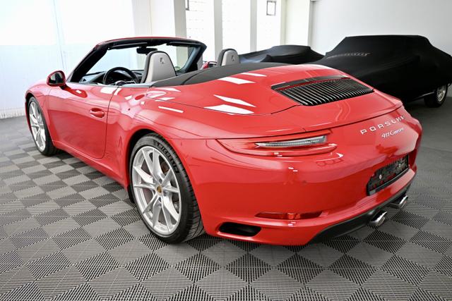 Porsche 911 Cabriolet Carrera 3.0 