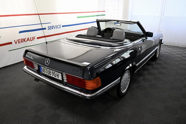 Mercedes-Benz SL-Klasse SL 500 W 107 