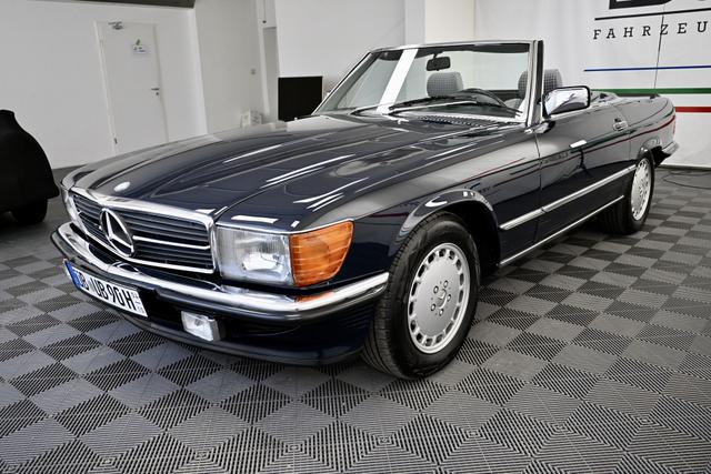 Mercedes-Benz SL-Klasse SL 500 W 107 