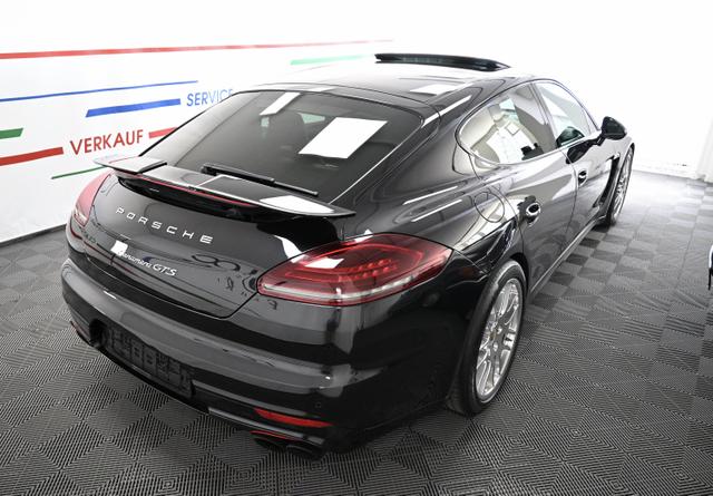 Porsche Panamera GTS 