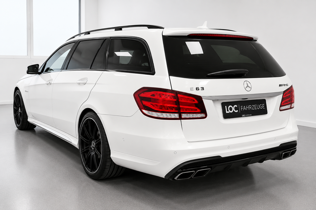 Mercedes-Benz E-Klasse E 63 AMG T 4Matic *Night+Driver+Pano* 
