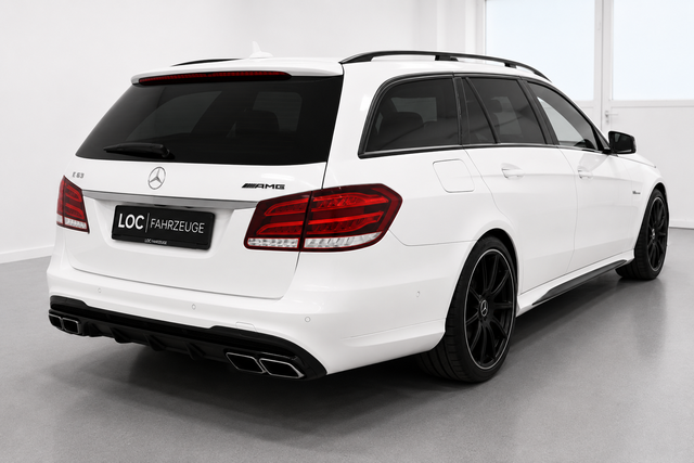 Mercedes-Benz E-Klasse E 63 AMG T 4Matic *Night+Driver+Pano* 