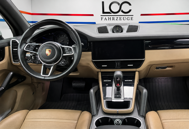 Porsche Cayenne E-Hybrid 3.0-Liter-V6-Turbo 