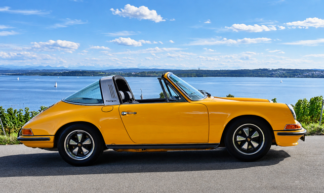 Porsche 911 T 2.4 Targa 