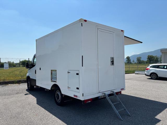Iveco Daily 35S12 Foodtruck 2.3D 85kw/116PS K&auml;se- und Wurstverkauf 