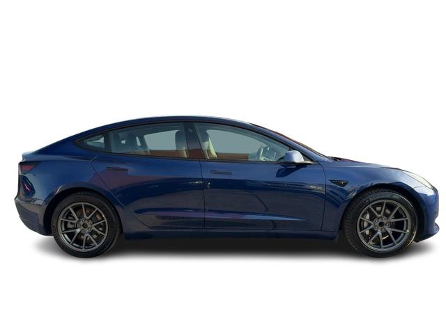 Tesla Model 3 Standard Range Plus RWD 