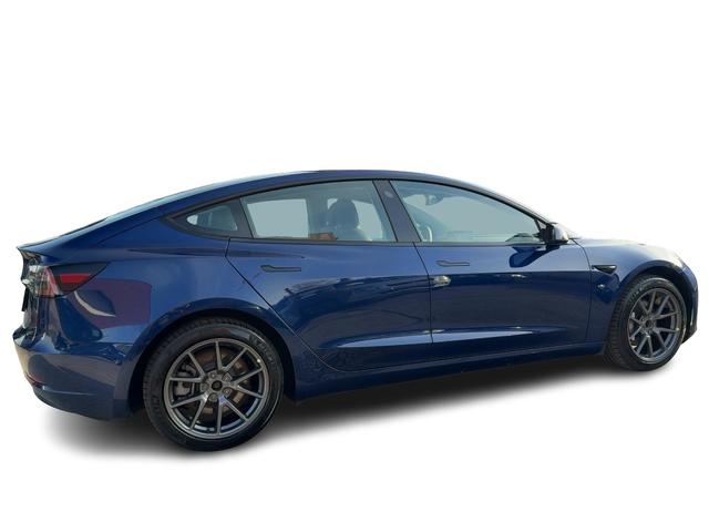Tesla Model 3 Standard Range Plus RWD 