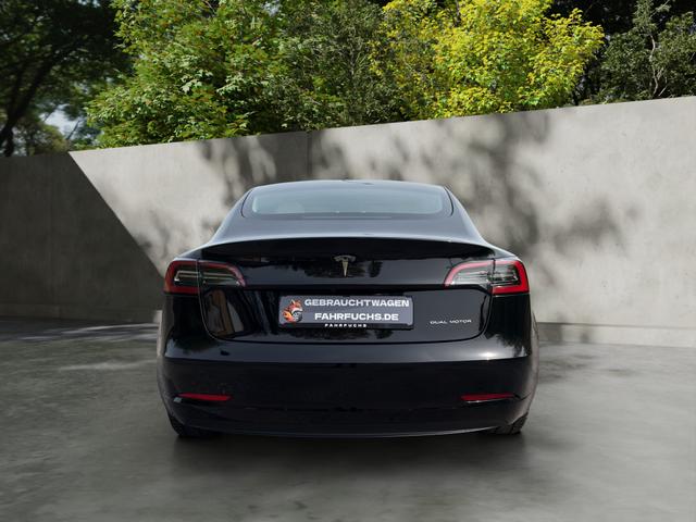 Tesla Model 3 Long Range AWD Dual 