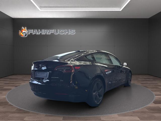Tesla Model 3 Long Range AWD Dual 