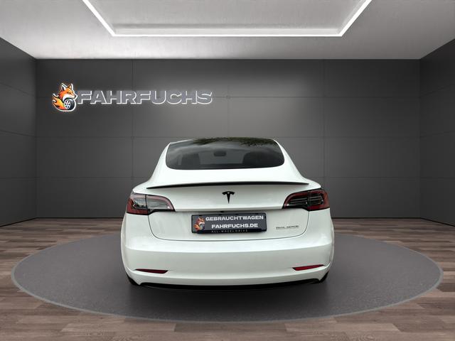 Tesla Model 3 Performance Dual AWD 