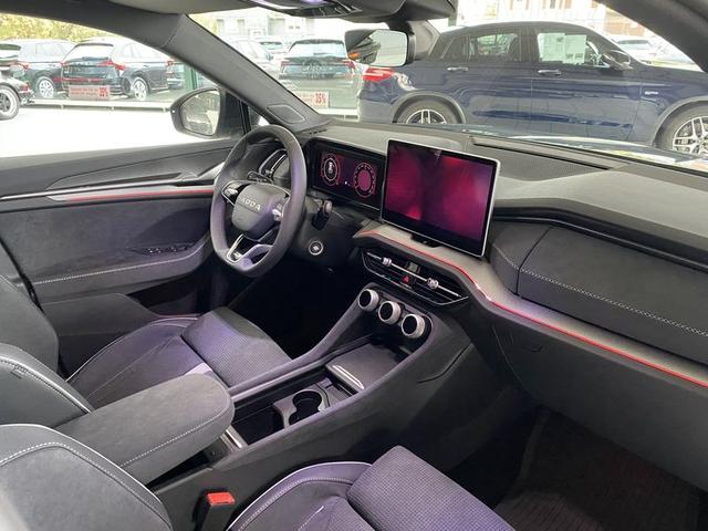 Skoda Kodiaq Sportline Plus 1.5 TSI ACT DSG Kamera Navi Klima 5 Jahre Garantie 