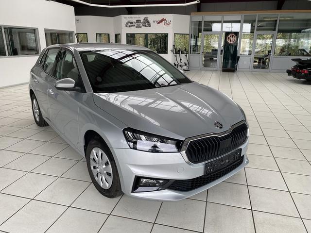 Skoda Fabia Selection 1.0 TSI (75 KW - 95 PS) Garantie bis 11/29 SHZ PDC LAGER 