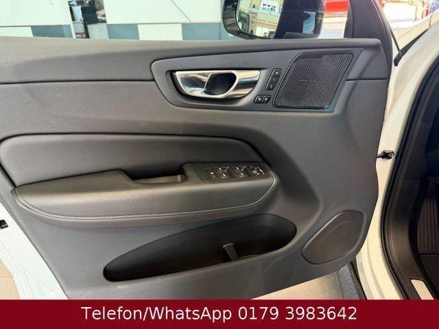 Volvo XC60 R Design 2WD 22Zoll Pano HarmanKardon 18 