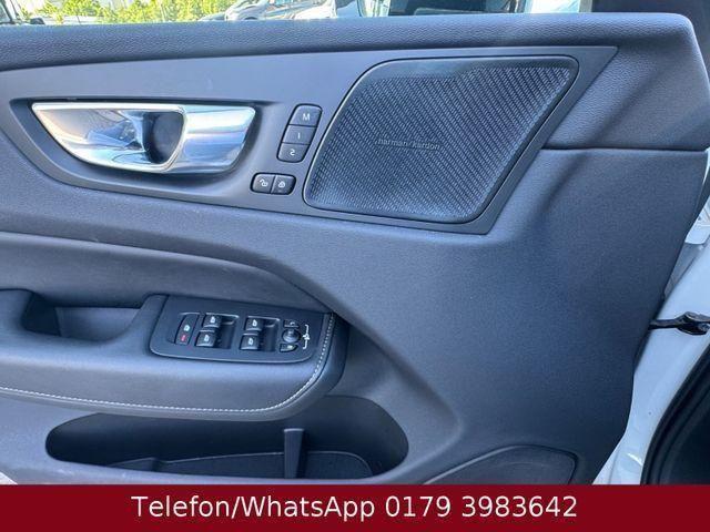Volvo XC60 R Design 2WD Pano 22"Alu Memory Wenig Km 