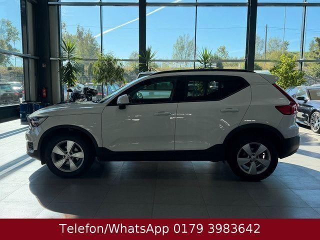 Volvo XC40 Momentum Core 2WD 120 kW (163 PS), Autom 