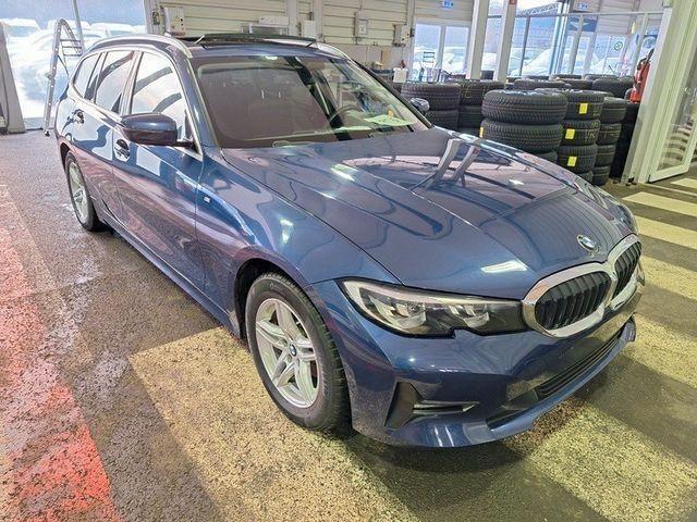 BMW 3er Touring Live Cockpit Plus Business-Paket 