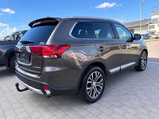 Mitsubishi Outlander Edition 100+ 4WD Automatik LED Alu 