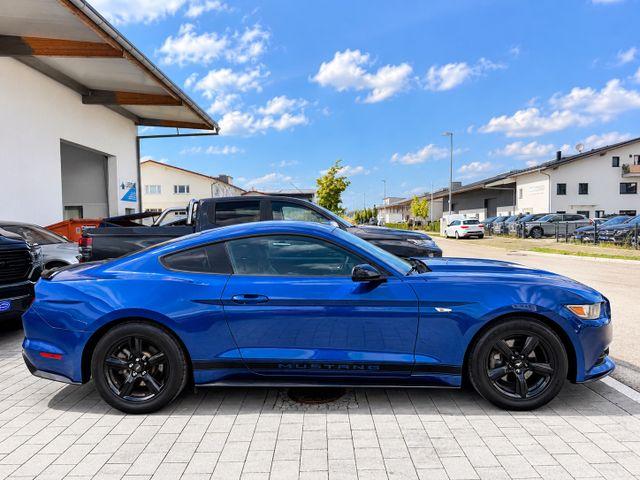 Ford Mustang Fastback 2.3 EcoBoost 
