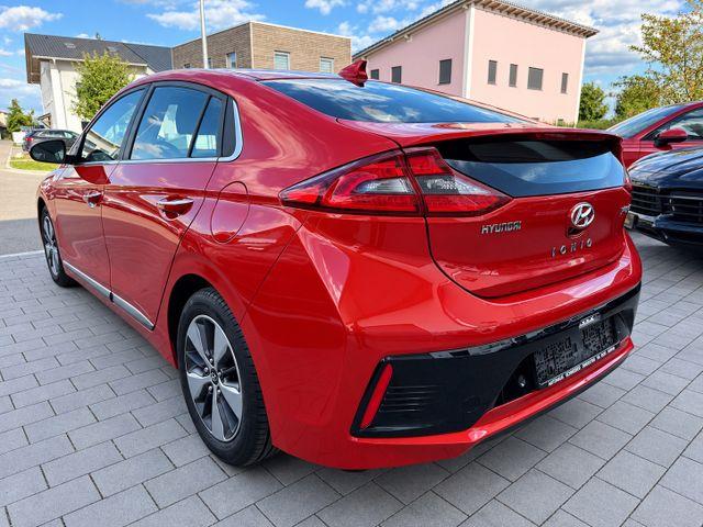 Hyundai IONIQ Style Plug-In Hybrid 