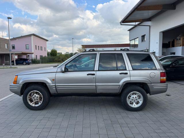 Jeep Grand Cherokee Limited 5.2 Auto 
