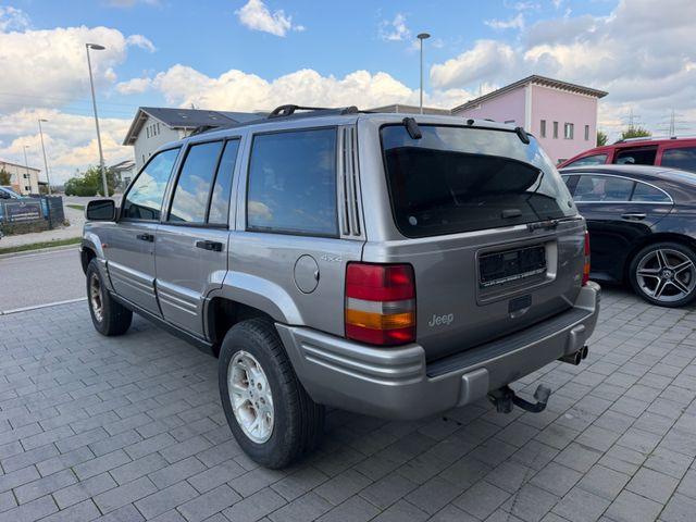 Jeep Grand Cherokee Limited 5.2 Auto 