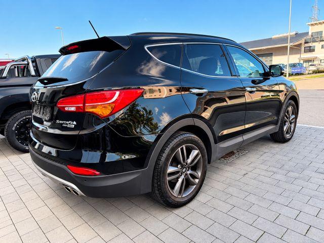 Hyundai SANTA FE Premium 4WD LEDER XEN NAVI KAMERA 
