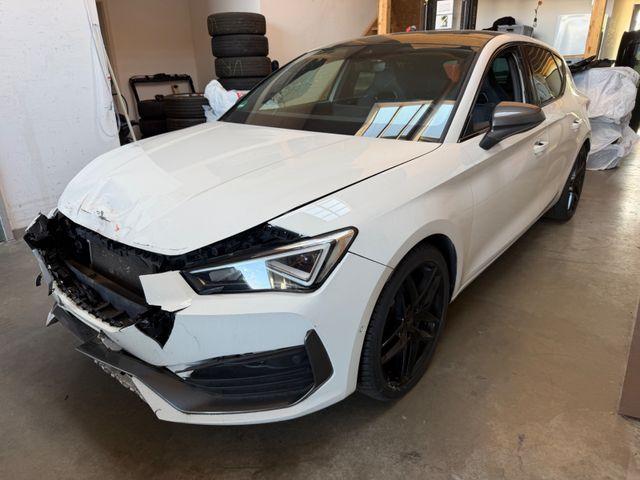 Cupra Leon - VZ 2.0 TSI 300PS LEDER LED NAVI