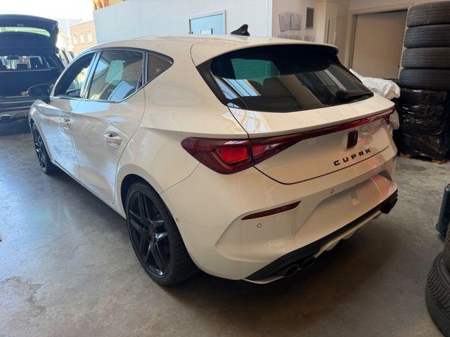 Cupra Leon VZ 2.0 TSI 300PS LEDER LED NAVI 