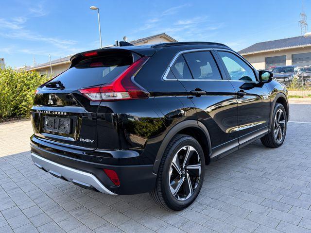 Mitsubishi Eclipse Cross Plus Hybrid 4WD LED LEDER ALU KAM 