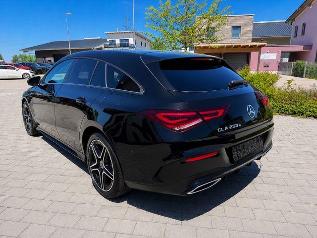 Mercedes-Benz CLA Shooting Brake 250 AMG Line LED NAVI KAM 