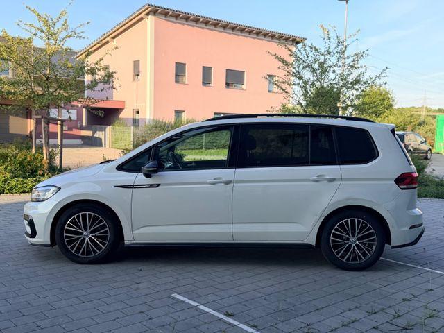 Volkswagen Touran Highline 2.0 TDI Navi LED PANO DSG ALU 