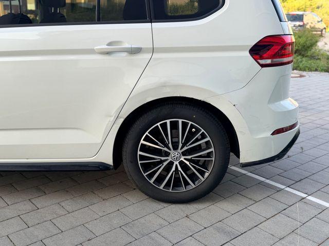 Volkswagen Touran Highline 2.0 TDI Navi LED PANO DSG ALU 