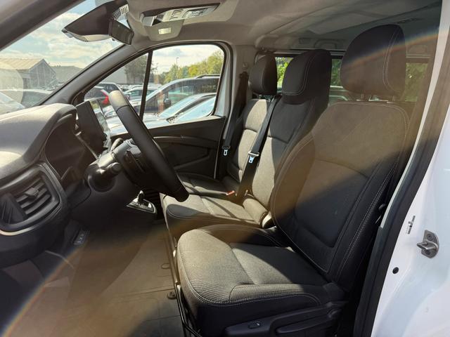 Renault Trafic 2.0 BLUE dCi L2H1 Grand Space 9-Sitzer, dunkle Scheiben, Sitzheizung, Kamera, 