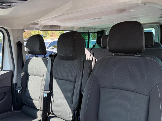 Renault Trafic 2.0 BLUE dCi L2H1 Grand Space 150 AT L2 9-Sitzer, City- und Sicht-Paket, Easy Link 8'', Kamera, Sitzh., dunkle Sch. 