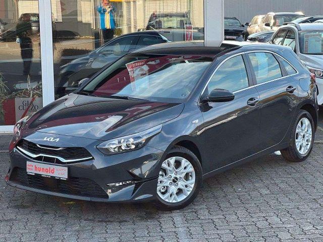 Kia Ceed - / cee d 1.5 T-GDI Vision+KOMF+AUTOM.