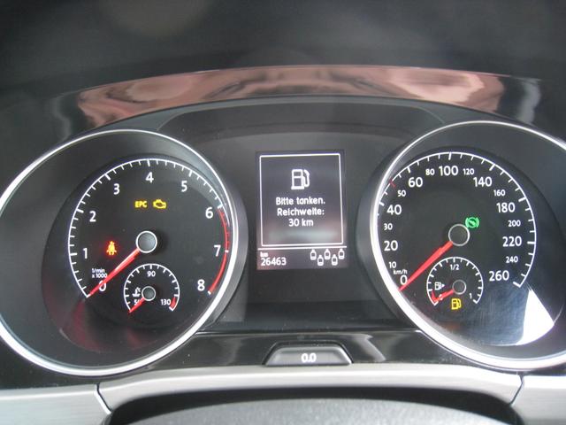 Volkswagen Touran 1.5 TSI DSG - COMFORT 
