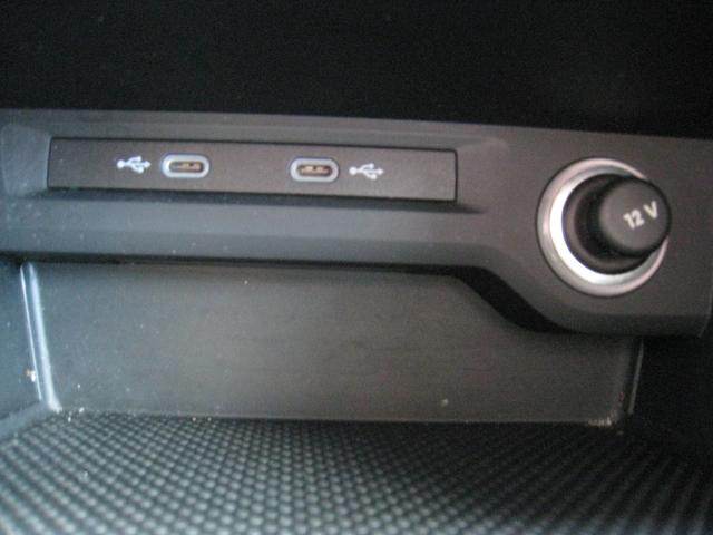 Volkswagen Touran 1.5 TSI DSG - COMFORT 