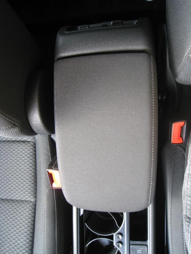 Volkswagen Touran 1.5 TSI DSG - COMFORT 