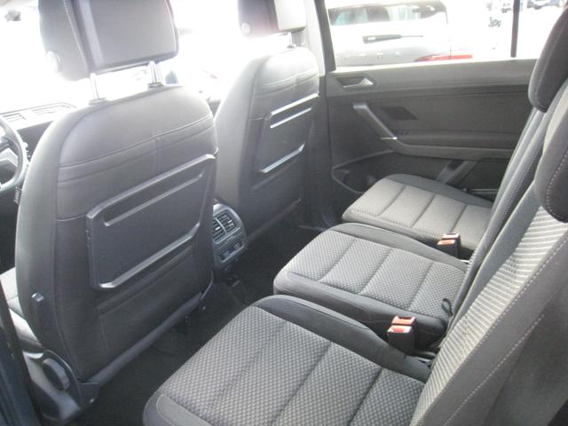 Volkswagen Touran 1.5 TSI DSG - COMFORT 