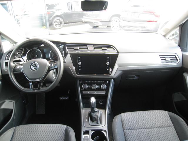 Volkswagen Touran 1.5 TSI DSG - COMFORT 